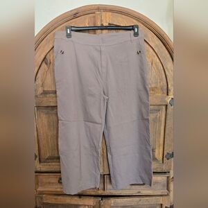 Pull on crop pants. Nice Taupe/brown color. Nice button details. NWOT